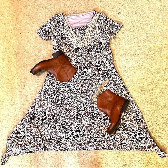 Dana Buchman Dresses & Skirts - Dana Buchman Dress